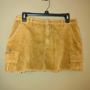 POL Tan Corduroy Mini Skirt with Pockets, Size small, Very Little Stretch NWOT
